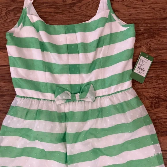 NWT Lilly Pulitzer size 4 - Picture 2 of 9
